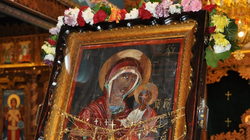 Украинска чудотворна икона пристига в София