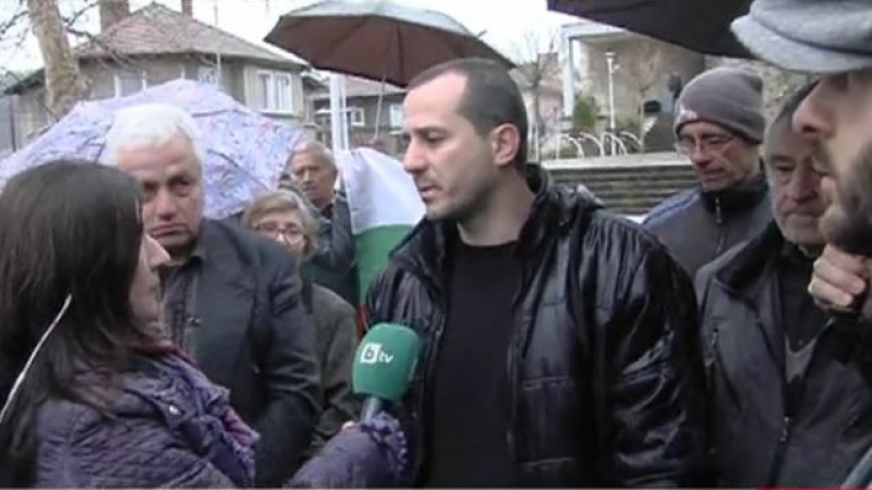 Нагли бандити изкараха Дряново на протест: Или да ги изселят или и ние ще направим като доктора в Пловдив и после ще ги лежим