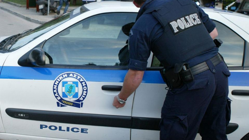 Полицията в Гърция с акция срещу трафиканти на мигранти край границата с Турция