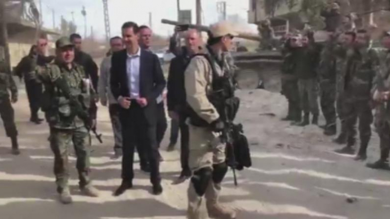 Башар Асад направи рядка публична поява в Източна Гута