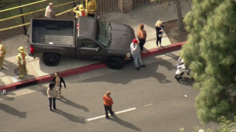 Кола се вряза в пешеходци в Калифорния
