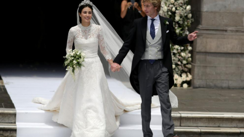 Кралска сватба за чудо и приказ: Принц Кристиан и прелестната Алесандра си казаха „да“ в Перу (СНИМКИ)