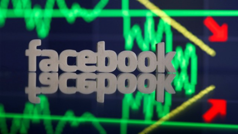 Скандалът с Фейсбук продължава! Зукърбърг губи милиарди