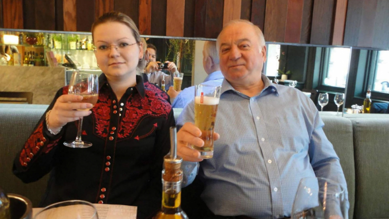 Юлия Скрипал иска да говори с руски консул! Какво ще каже отровената дъщеря на бившия двоен агент