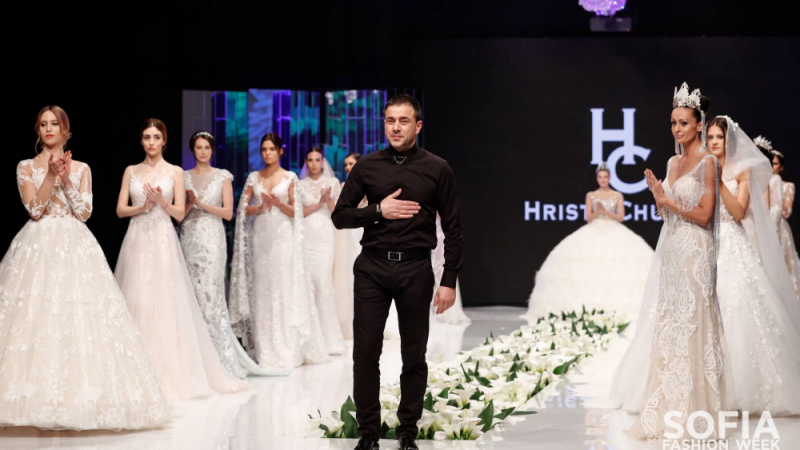 Висша мода показаха втората вечер български марки и дизайнери на Sofia Fashion Week SS 2018 (СНИМКИ)