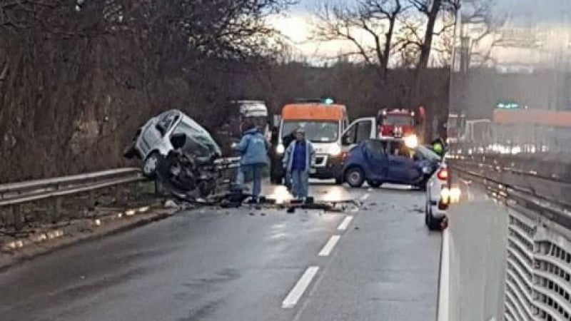 Мъката е голяма! Трагични подробности за жестоката катастрофа, окървавила пътя Ловеч-Троян