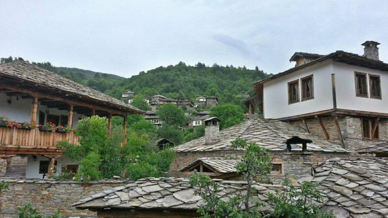 Празнично пътуване: Посетете тези 9 чудни места в България и няма да сбъркате (СНИМКИ)