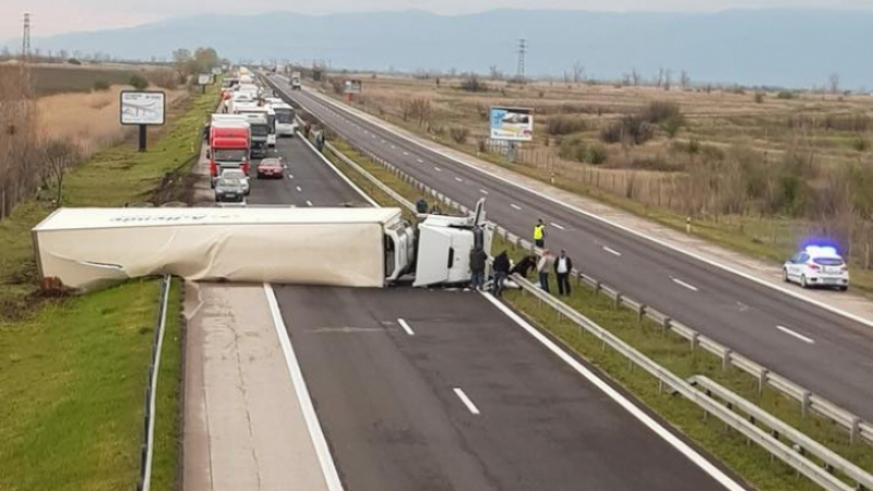 Турски шофьор е оцелял при мелето на аутобана край Пазарджик