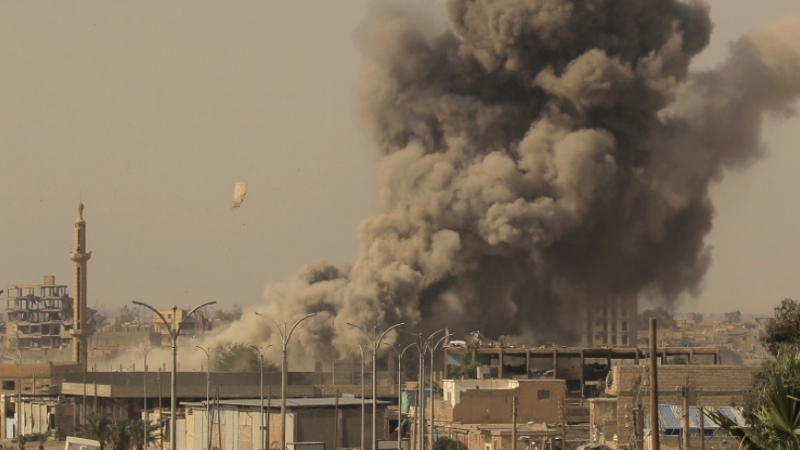 Ракка е изравнена със земята след бомбардировките на американската коалиция (АЕРОФОТОСНИМКИ)