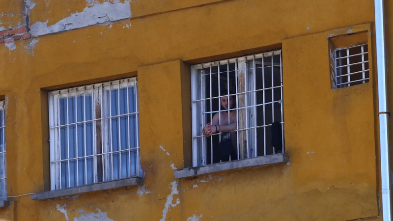Опасен сириец избяга от затворническо общежитие в Стара Загора