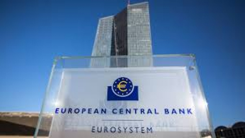 Източният фронт изпотява централния европейски банкер Драги, проблемът е, че... 