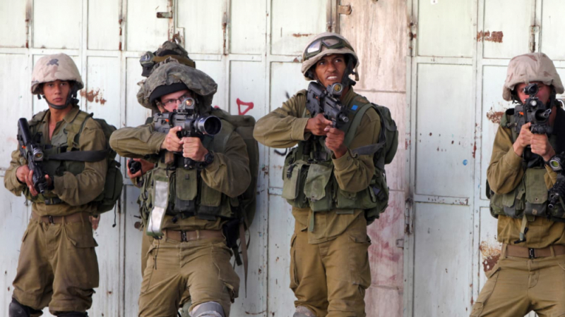 Израелската армия с взривоопасно предупреждение: Сваляме от власт Асад, ако...