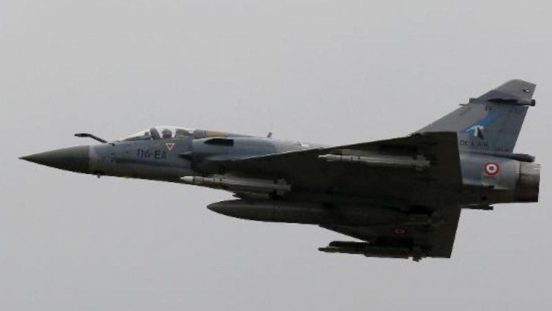 Приятелски огън: Преди щурма срещу Асад френски изтребител Mirage 2000D бомбардира завод във Франция (ВИДЕО)