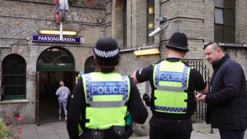 Двама бяха задържани в Лондон по подозрение, че подготвят атентат