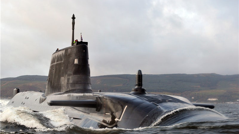 The Times съобщи за "напрегнато преследване" между английска и руски подводници край бреговете на Сирия