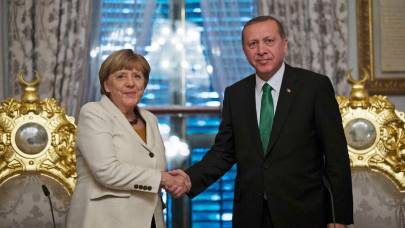 Ердоган проведе телефонен разговор с Меркел, ето какво са обсъдили двамата лидери  