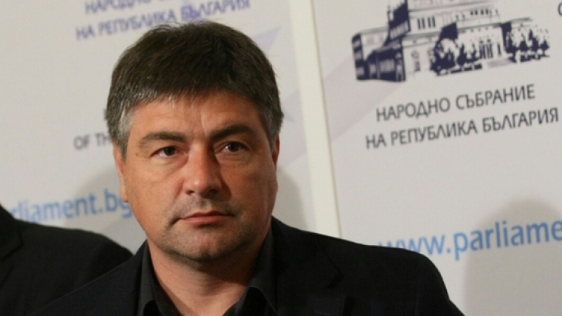 Зам.-председател на СДС: Кабаиванов скочи за сценария като шаферка за букет