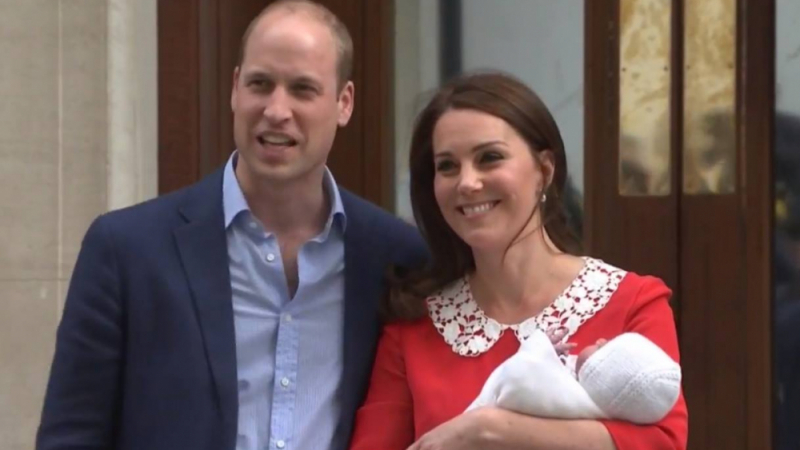 Първи СНИМКИ и ВИДЕО на третото кралско бебе! Наследникът на Кейт и принц Уилям ще се казва...