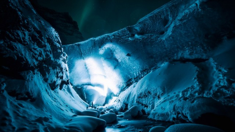Ледените пещери, които никога не се топят (СНИМКИ)