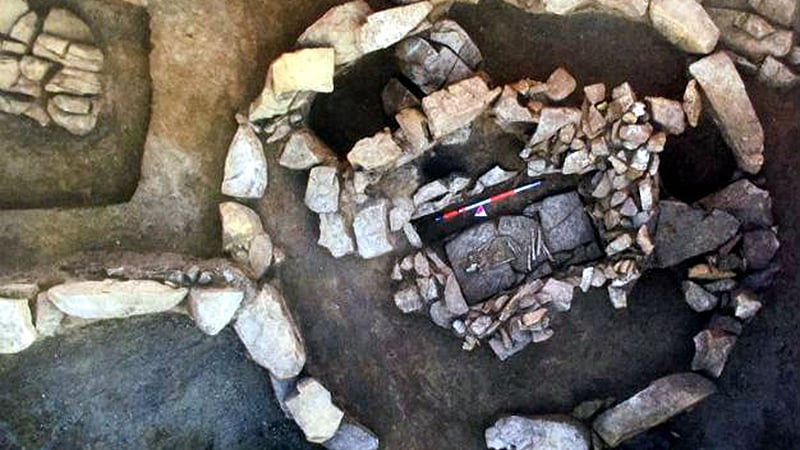 Непокътната 5000-годишна гробница на тракийски воин е „откритието на годината“ в Турция