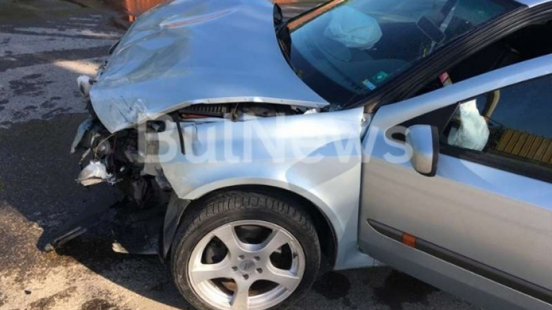 Врачански бизнесмен спаси детенце от размазана кола след жестока катастрофа (СНИМКИ)