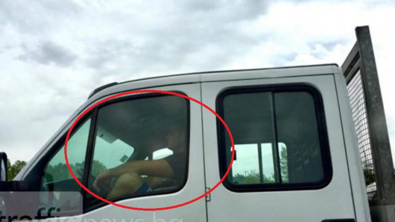 Този шофьор събра погледите на пътуващите по магистрала "Тракия" (СНИМКИ)