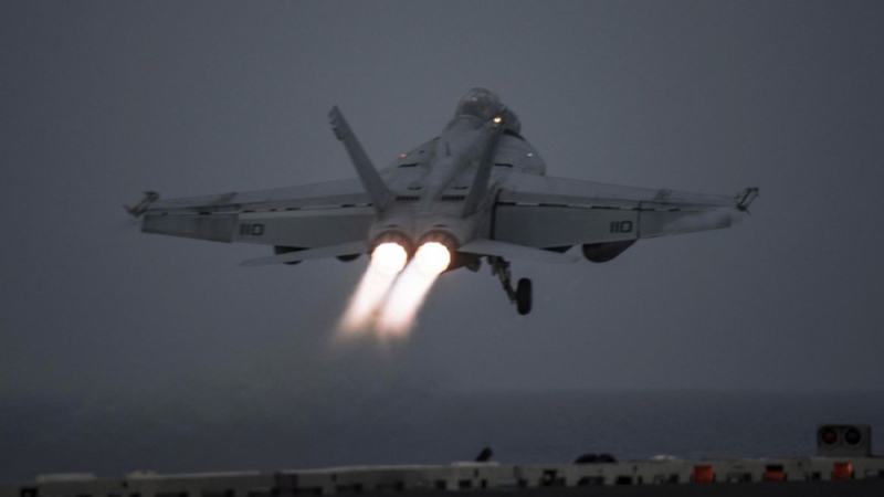 САЩ обявиха началото на въздушната операция срещу „Ислямска държава” в Сирия (СНИМКИ)