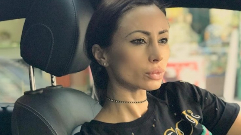 Мисис България Мариана Маринова в шок: Обраха я посред бял ден в центъра на София
