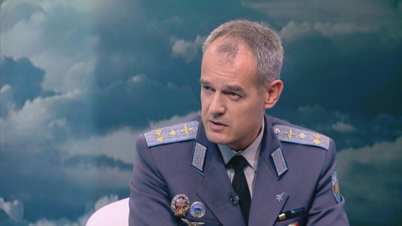 Водачът на нашите изтребители: Няма как да „пенсионираме” веднага МиГ-29