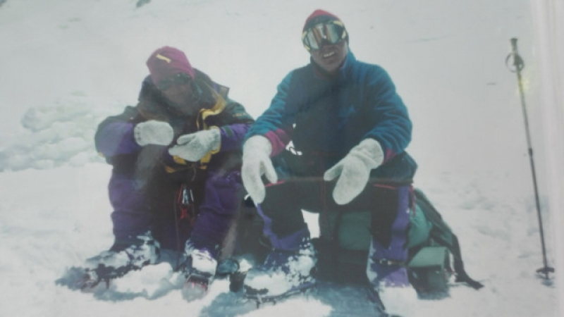 Последната българка, изкачила връх Шиша Пангма през 1999 година, обясни защо Боян Петров може да е още жив