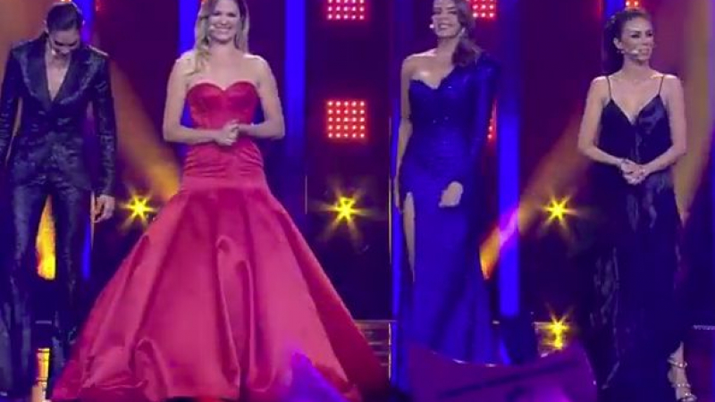 Четири ослепителни дами изгряха на сцената на "Евровизия", българите тръпнат в очакване (НА ЖИВО)