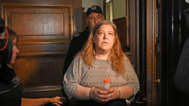 Нови разкрития в съда за Мария, обвинена в убийството на баща си в "Люлин" 