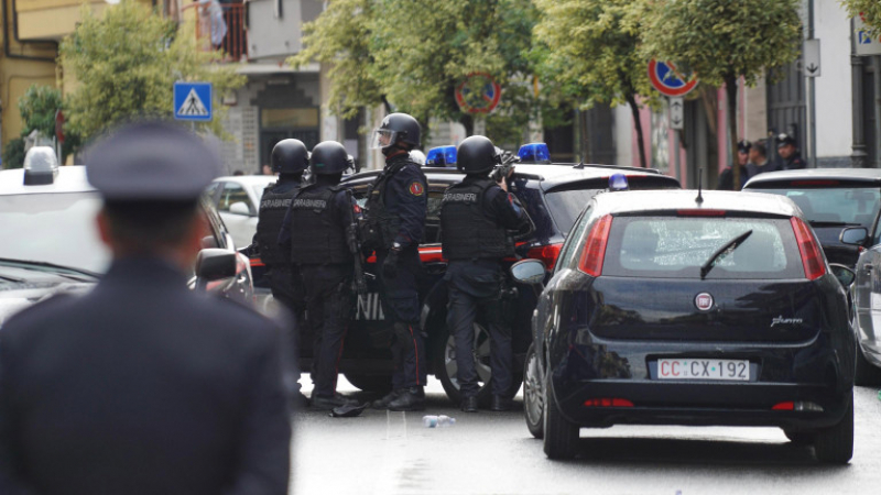 В Италия удрят терористични клетки, тече най-мащабната операция в страната