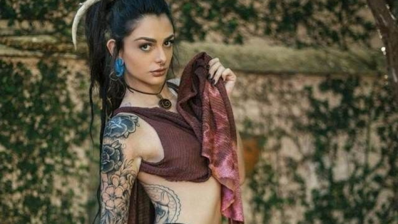 Татуираните красавици по света се обединиха в група и подлудиха мъжете със сексапила си (СНИМКИ 18+)