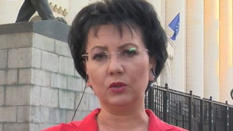 Румяна Арнаудова разкри подлата схема, която е въртял шефът на КАТ в Благоевград 