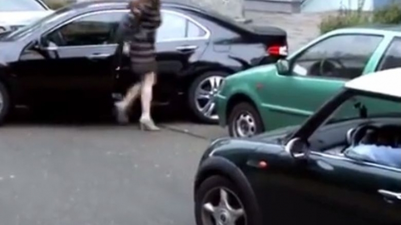 Врачанка счупи тъпомера с безумно паркиране (СНИМКА)