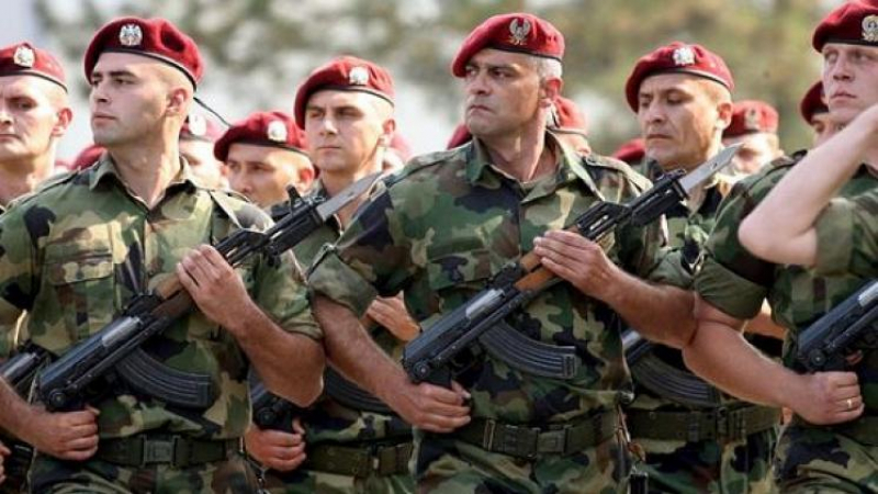 Сърбия изпрати армейски сили и жандармерия към границата с Косово