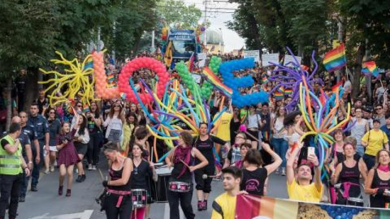 Три протеста излизат срещу гей парада утре