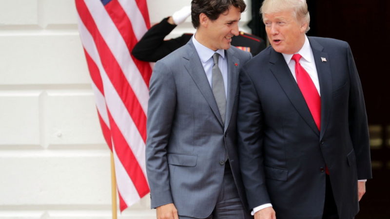 Ето как Трюдо отговори на Тръмп след скандалния край на срещата на Г-7