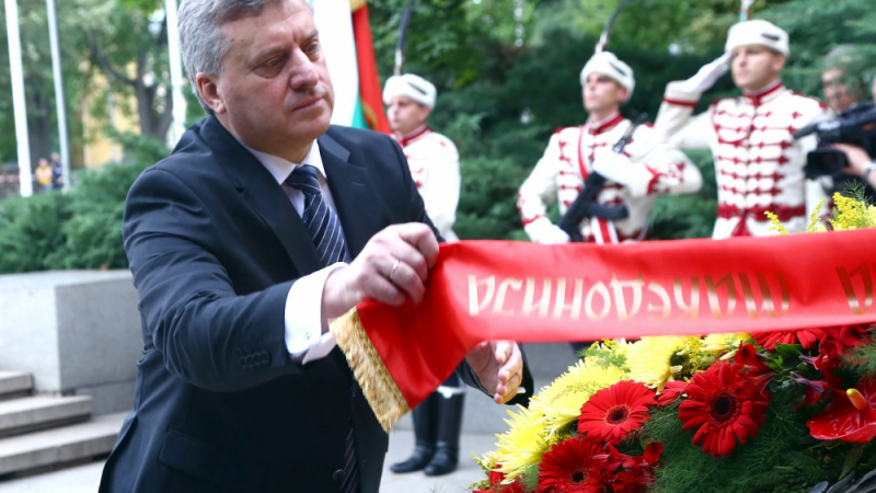 Борисов и Захариева няма да се срещнат с президента на Македония, но това ще направи Караянчева