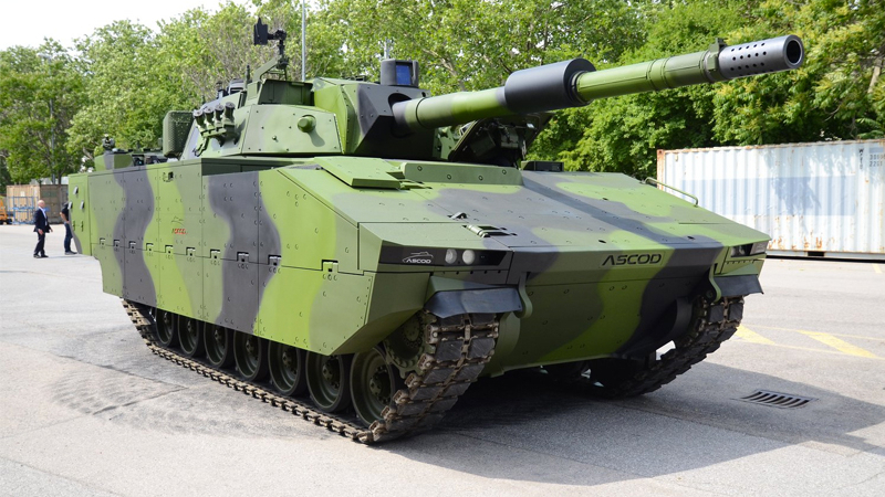 На изложбата Eurosatory е показан и новият среден танк ММВТ