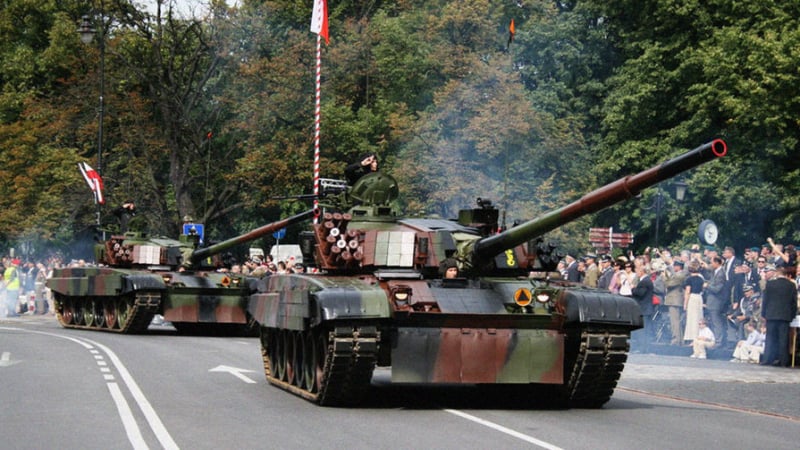 Полша се отказа да продава съветските Т-72, щяла да ги върне в строя след модернизиране  