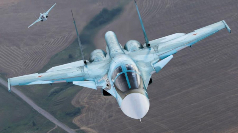 Military Watch: Су-34 играе по-важна роля от Су-35  