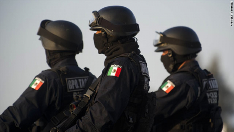 В Мексико арестуваха 30 полицаи заради убийство
