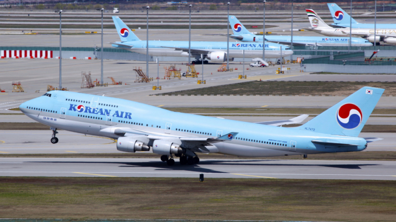 Два самолета се сблъскаха на летището в Сеул