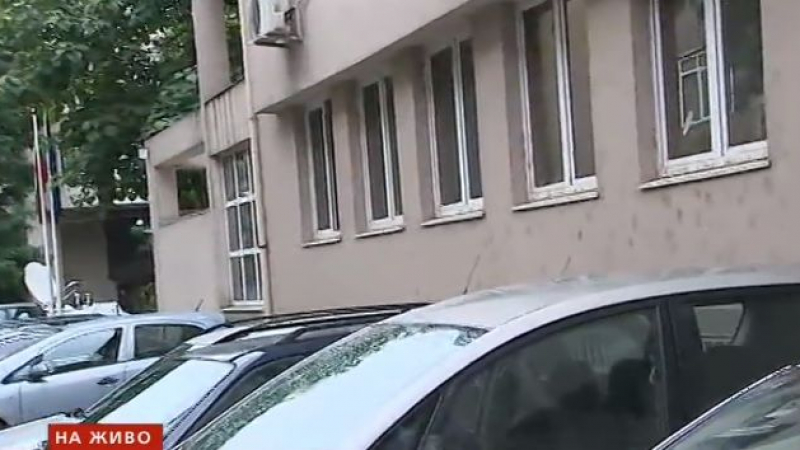 Ето през кое прозорче се е измъкнал арестантът Петров (СНИМКИ)