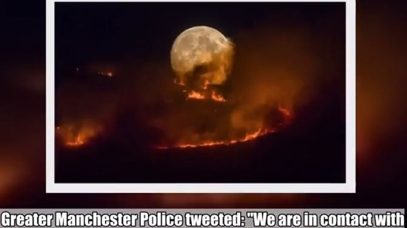 Небесен феномен превърна огромен пожар в Манчестър в адско зрелище (СНИМКИ/ВИДЕО)