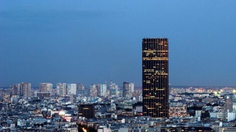 Небостъргачът, който е трън в очите на парижани и повод за спорове вече над 40 години (СНИМКИ)