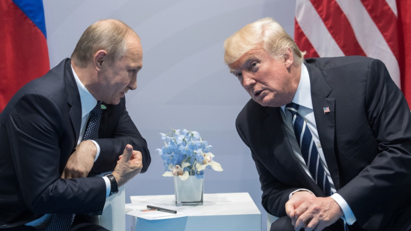 CNN гръмна с новина за какво ще си говорят Тръмп и Путин на срещата след броени дни в Хелзинки