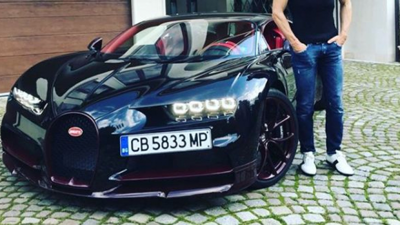 В България вече има Bugatti Chiron! Собственикът на скъпарския красив звяр е... (СНИМКИ)